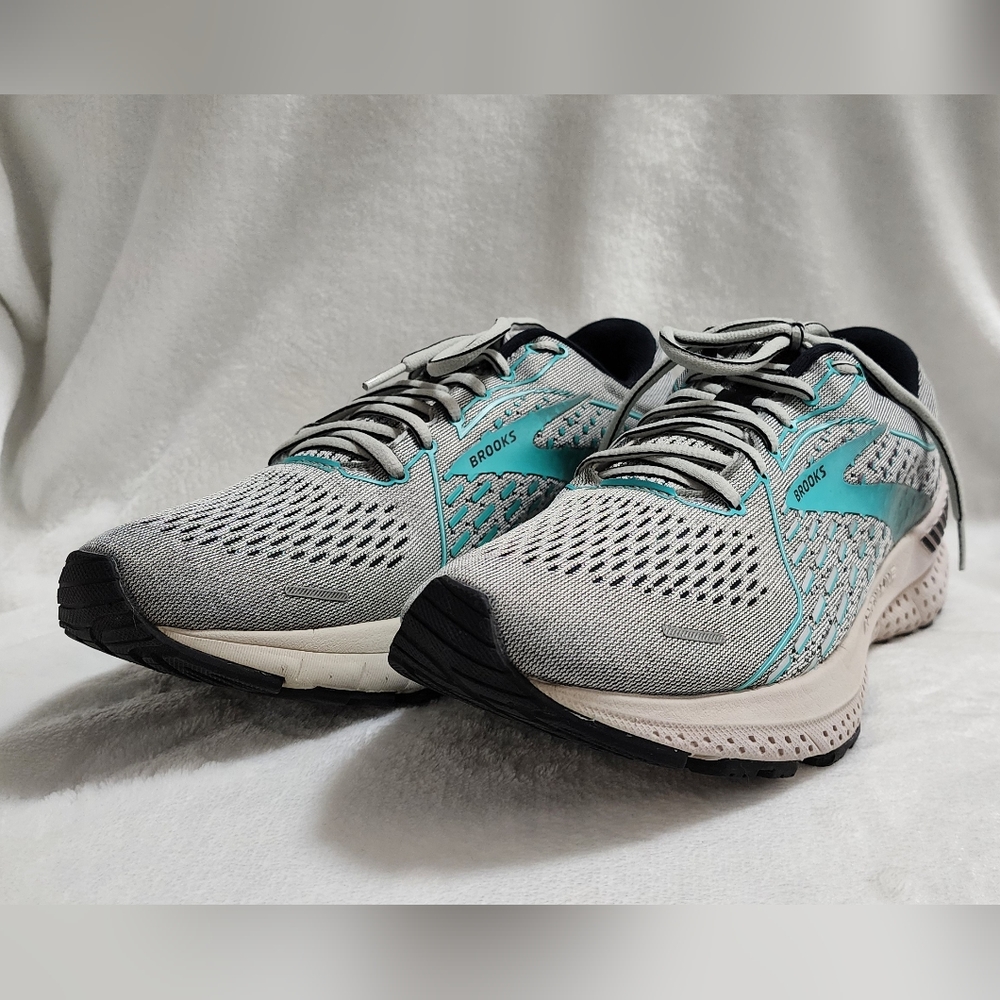 Size 8.5 - Brooks Adrenaline GTS 21 Gray - 1203291B182